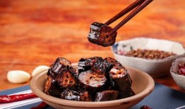 爆料风干鸭脖怎么做视频,自制爆料风干鸭脖制作教程