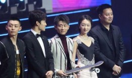 娱乐圈最近一期爆料,明星恋情曝光，豪门恩怨再起波澜